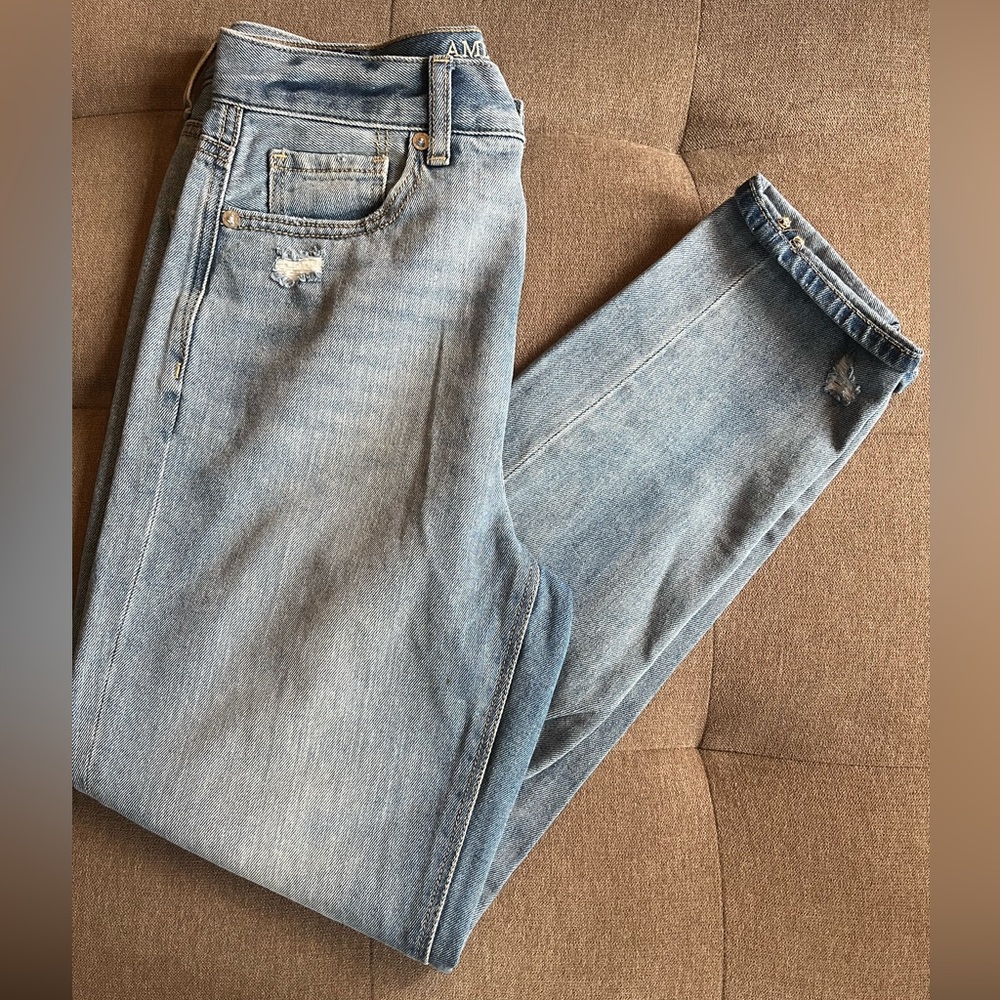 American Eagle mom Jean, size 4